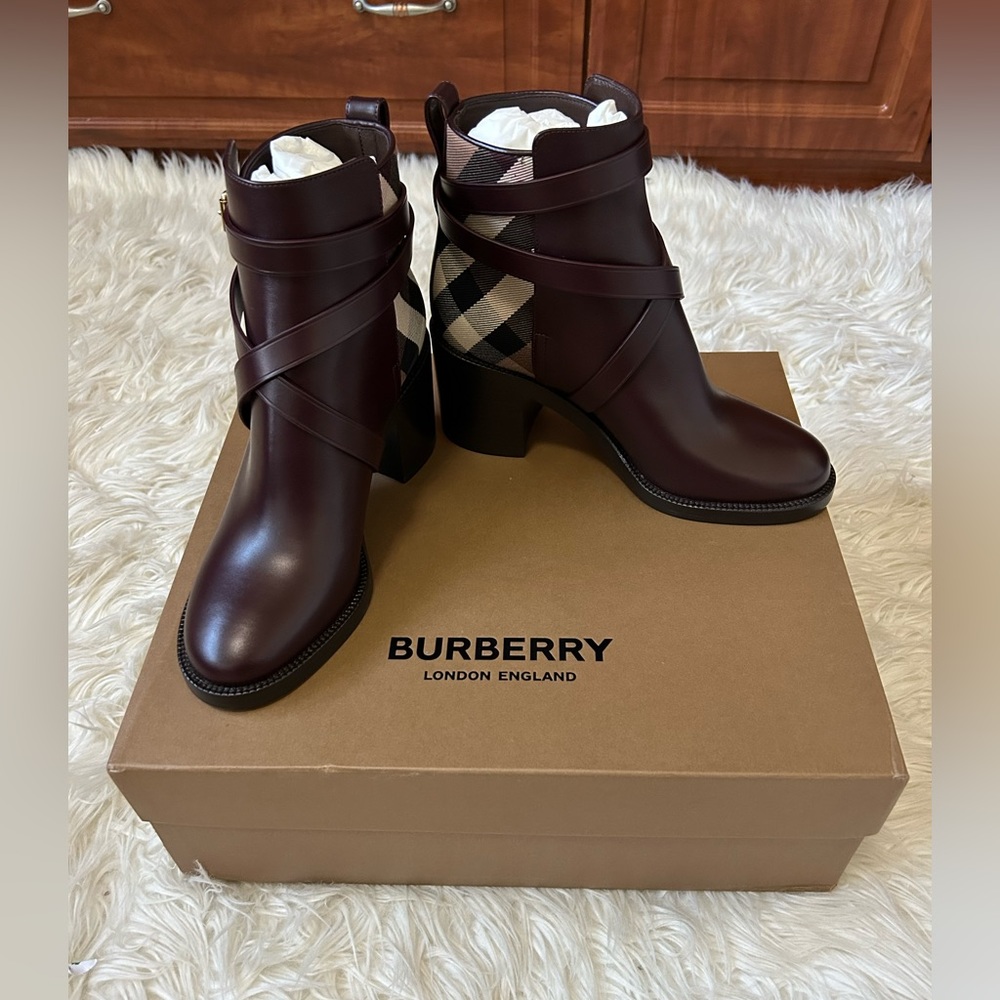 Burberry Boots
